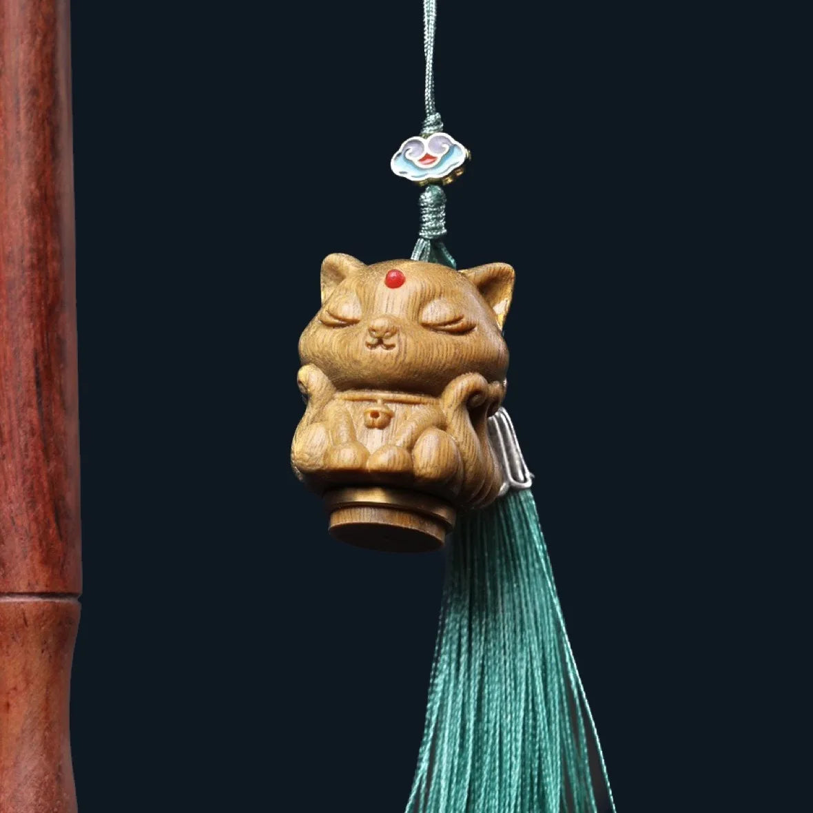 Argentine Green Sandalwood Hollow Sachet Jewelry Decoration 5